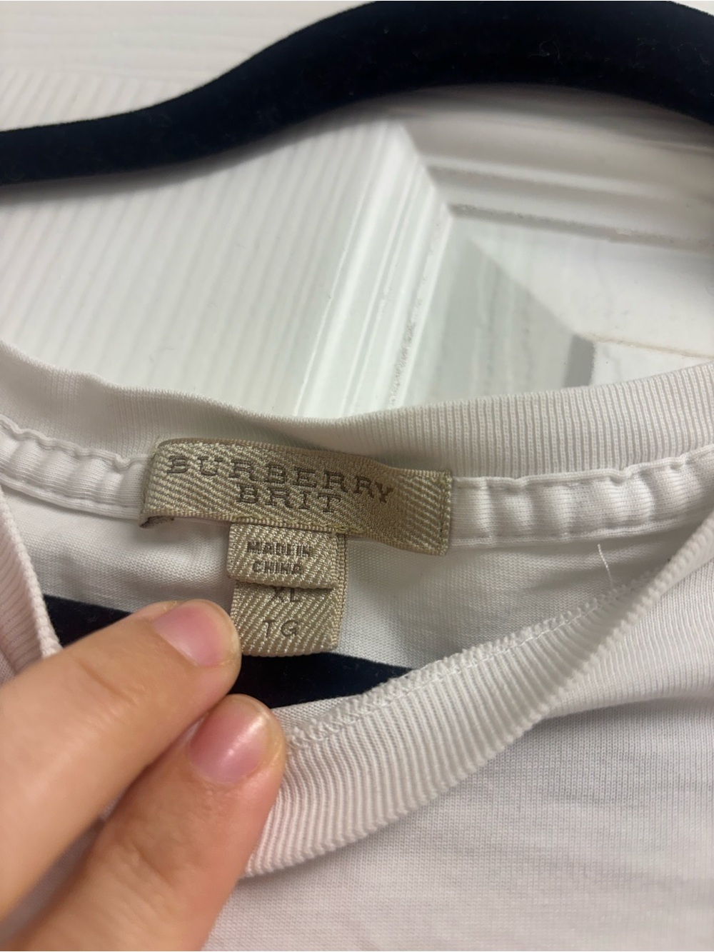 Burberry White Short-Sleeve Crew Neck Tee